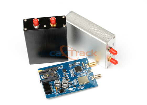 Industrial Simcom900 GPRS Chip Car GPS Tracker Device With Temperature Sensor