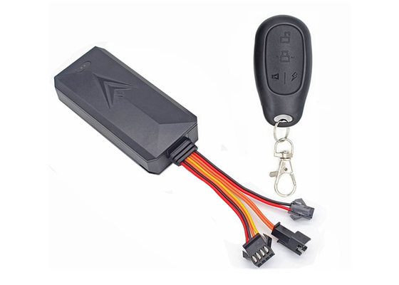 Automotive 4G GPS Tracker Remote Lock And Cut Off Fuel SOS Emergency Call Voice Listening